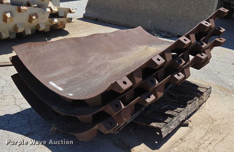 image for item EN2049 Padfoot shell kit