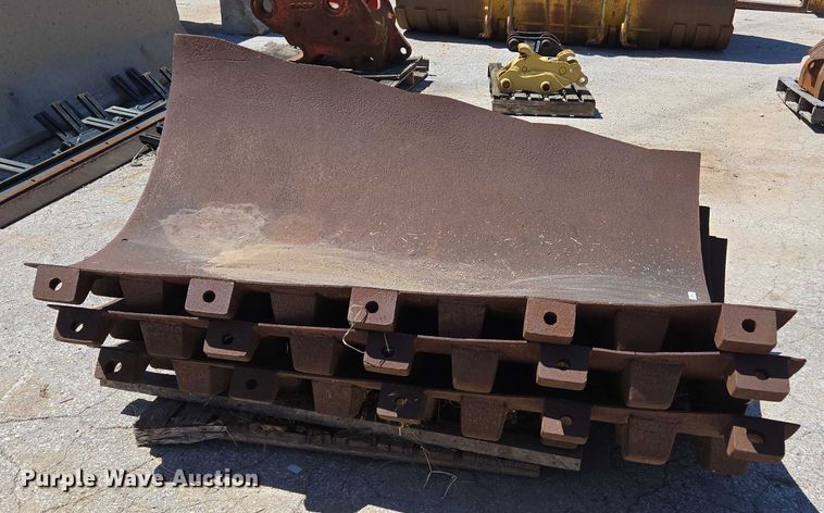 image for item EN2049 Padfoot shell kit