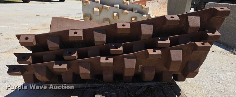 image for item EN2049 Padfoot shell kit