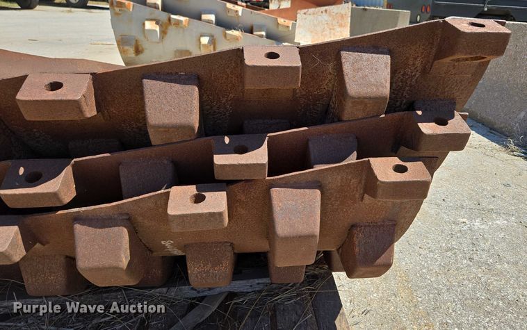 image for item EN2049 Padfoot shell kit