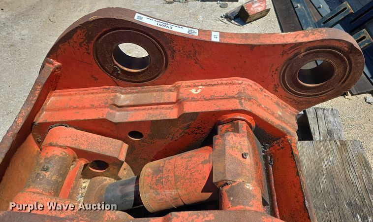 image for item EN2051 ESCO hydraulic quick coupler