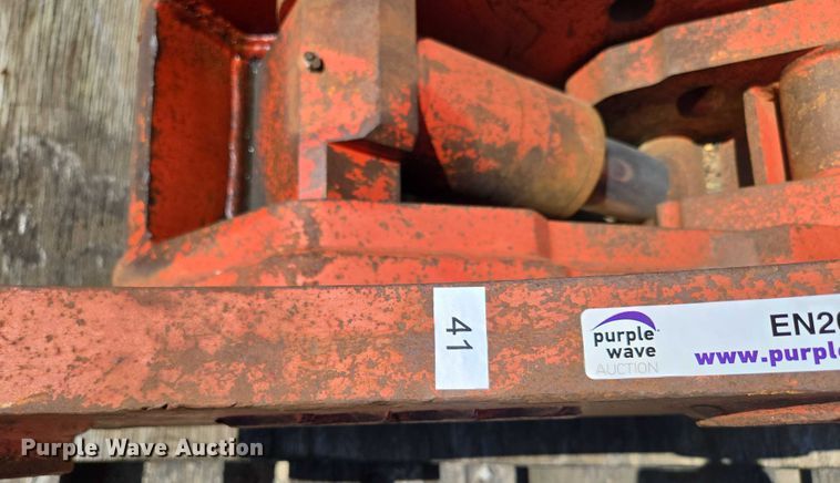 image for item EN2051 ESCO hydraulic quick coupler