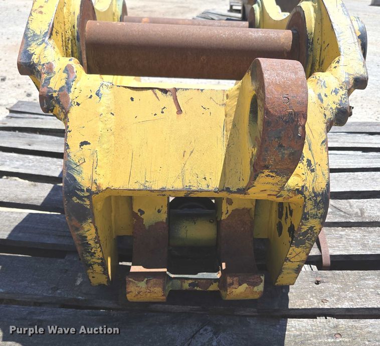 image for item EN2054 Manual quick coupler