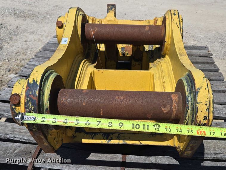 image for item EN2054 Manual quick coupler