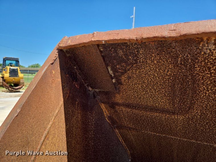 image for item EN2055 Caterpillar 256-0913 bucket