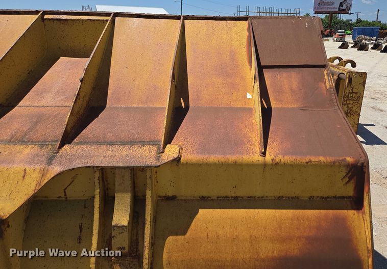 image for item EN2055 Caterpillar 256-0913 bucket