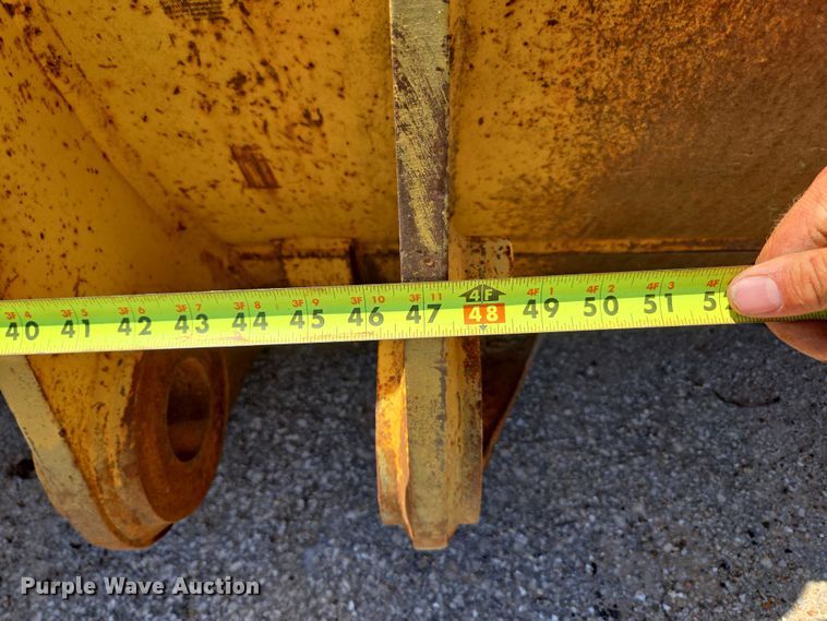 image for item EN2055 Caterpillar 256-0913 bucket