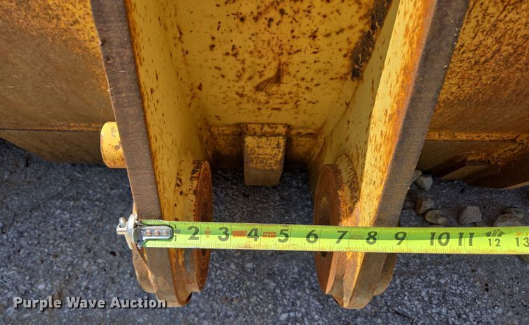 image for item EN2055 Caterpillar 256-0913 bucket