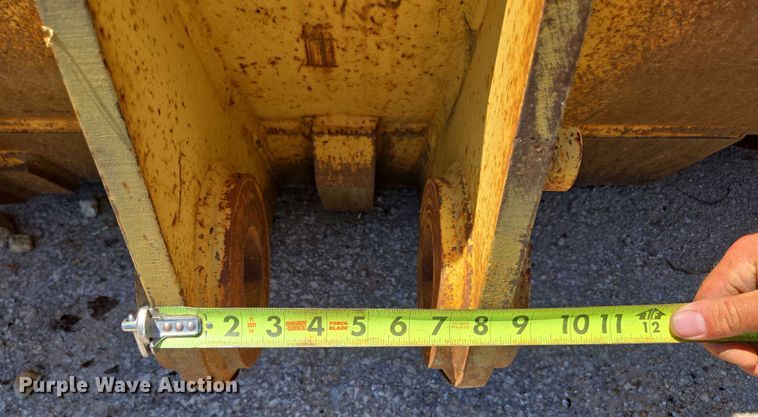 image for item EN2055 Caterpillar 256-0913 bucket
