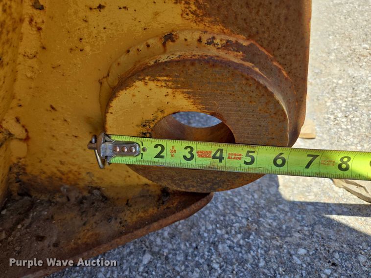 image for item EN2055 Caterpillar 256-0913 bucket