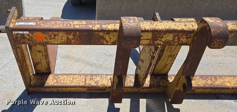 image for item EN2056 Caterpillar forks