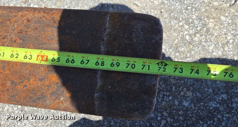 image for item EN2057 Caterpillar HO 844 C forks