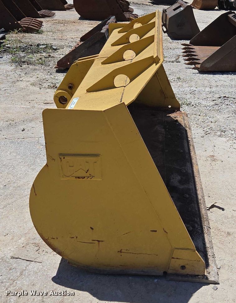 image for item EN2058 Caterpillar 112-1257 bucket