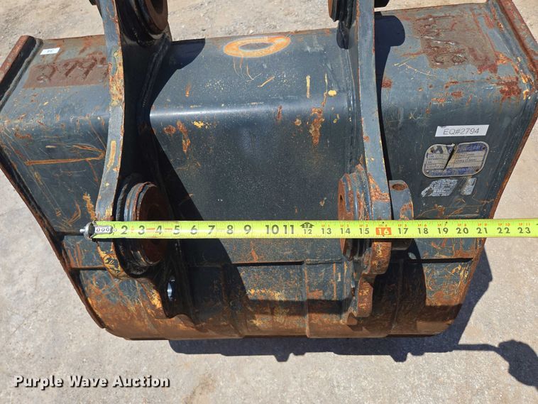 image for item EN2064 (2) excavator buckets