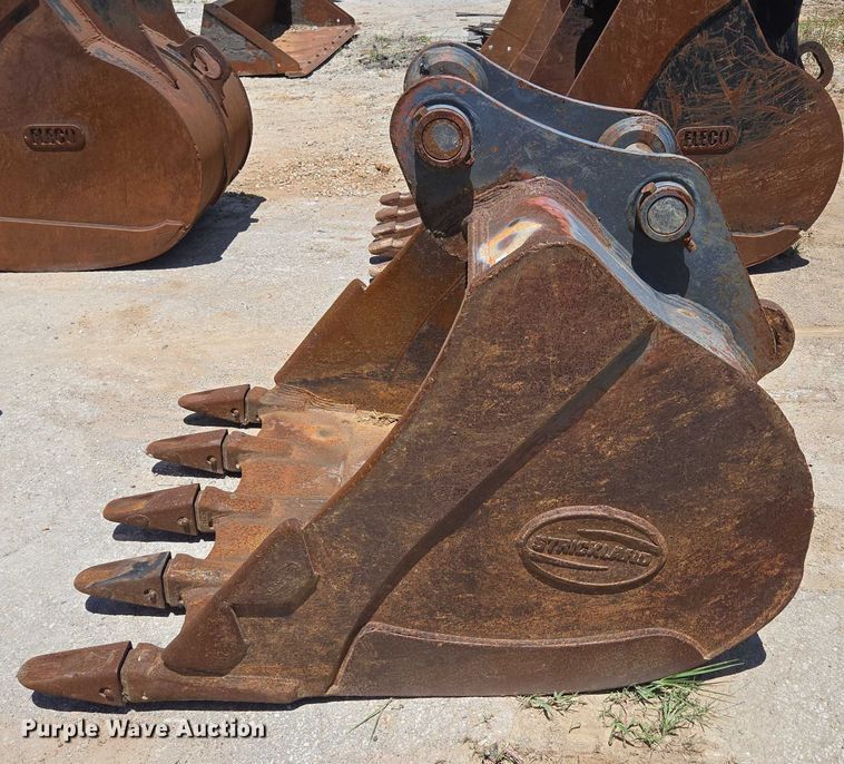 image for item EN2064 (2) excavator buckets