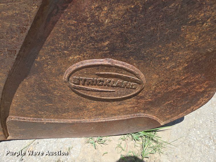 image for item EN2064 (2) excavator buckets