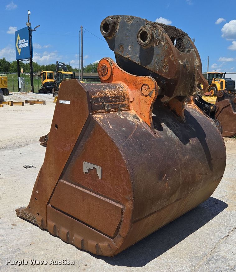 image for item EN2065 Jones excavator bucket