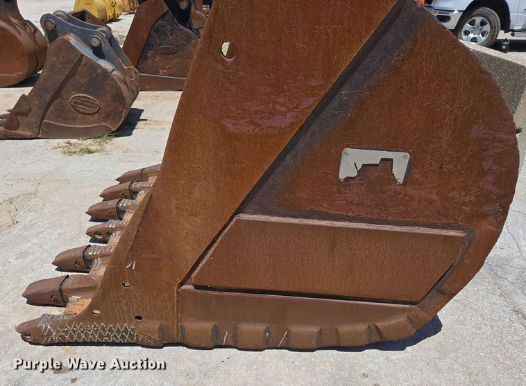 image for item EN2065 Jones excavator bucket