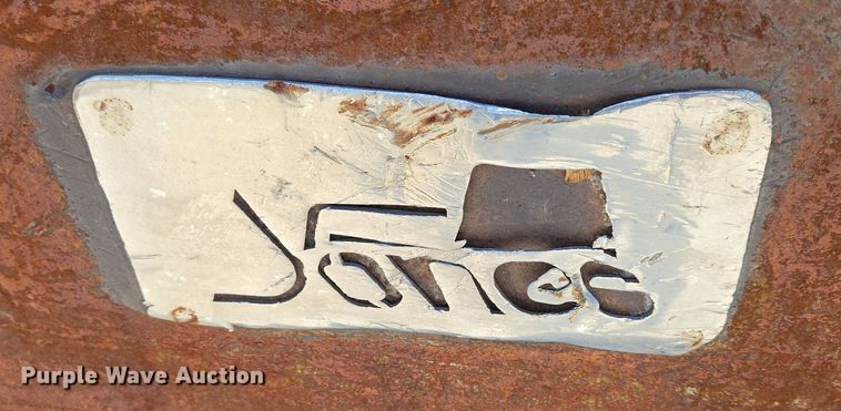 image for item EN2065 Jones excavator bucket