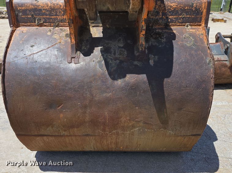 image for item EN2065 Jones excavator bucket