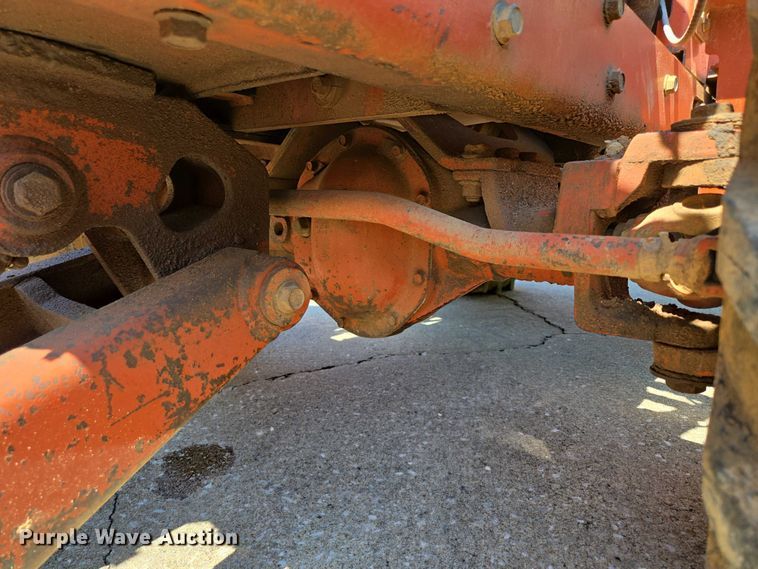 image for item EN2066 1998 Ditch Witch 3700DD trencher