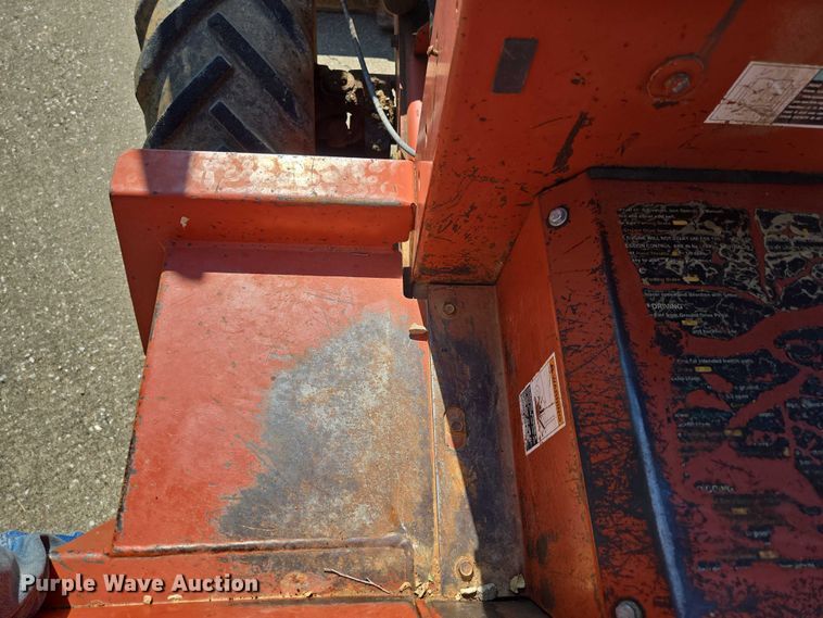 image for item EN2066 1998 Ditch Witch 3700DD trencher