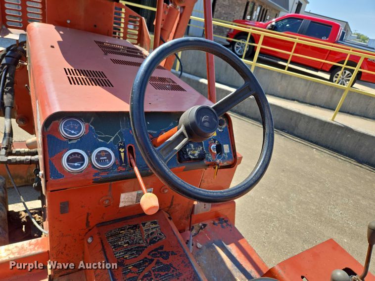 image for item EN2066 1998 Ditch Witch 3700DD trencher