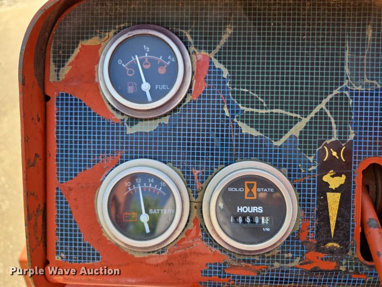 image for item EN2066 1998 Ditch Witch 3700DD trencher