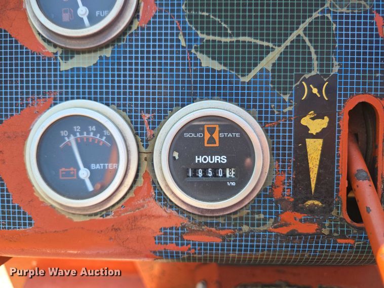 image for item EN2066 1998 Ditch Witch 3700DD trencher