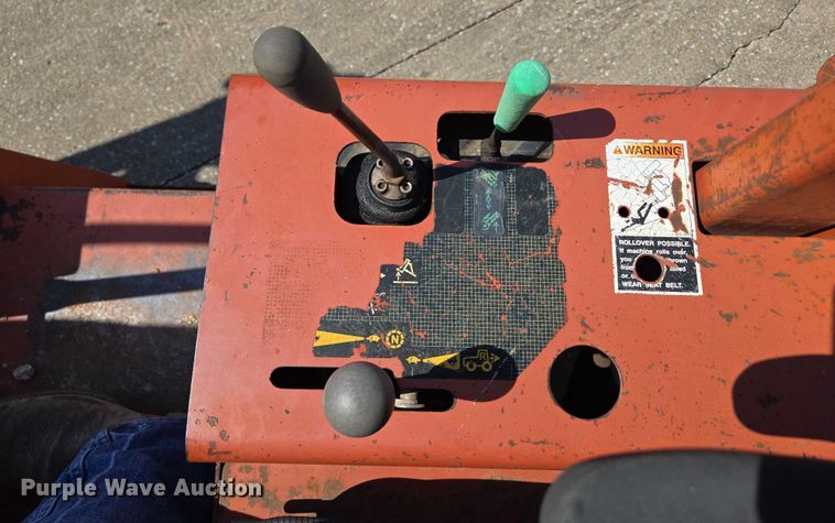 image for item EN2066 1998 Ditch Witch 3700DD trencher