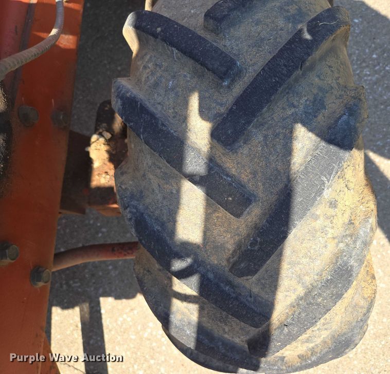 image for item EN2066 1998 Ditch Witch 3700DD trencher