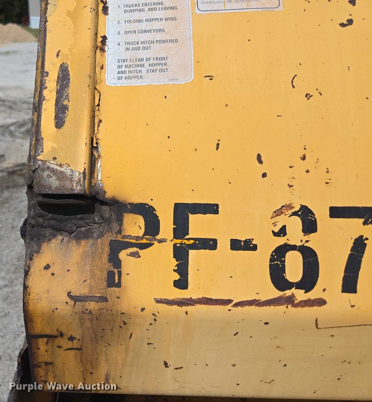 image for item EN2067 Blaw-Knox PF-875 paver