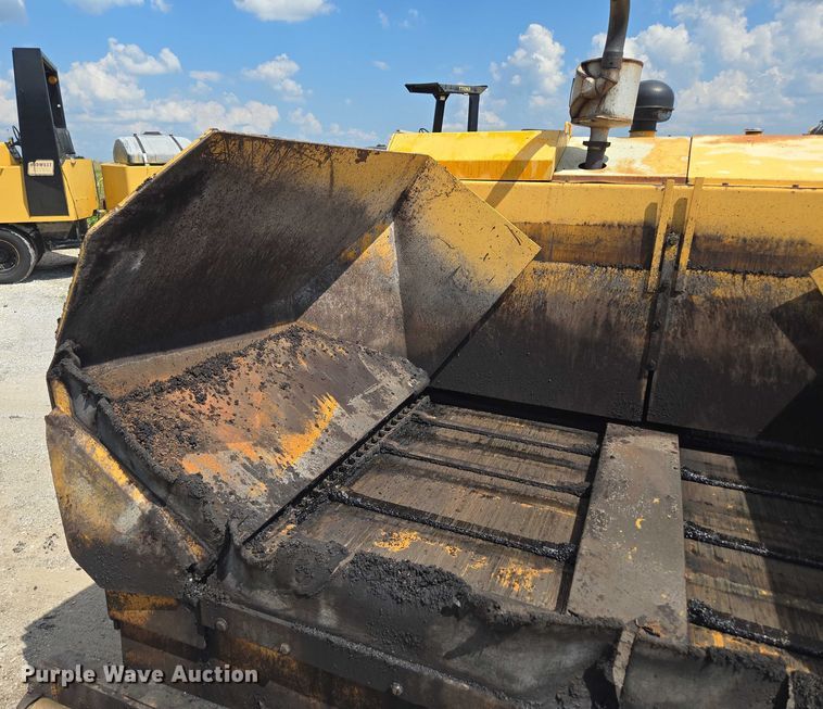 image for item EN2067 Blaw-Knox PF-875 paver