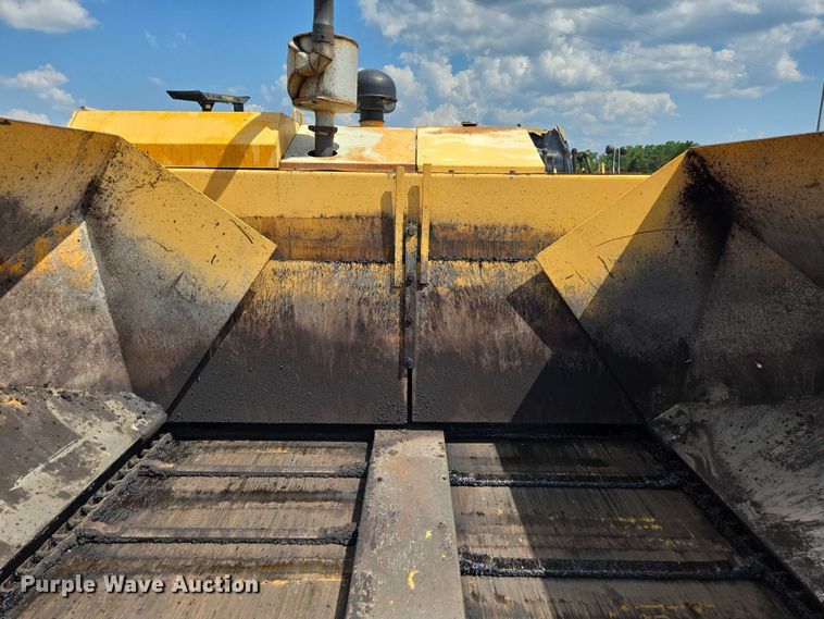 image for item EN2067 Blaw-Knox PF-875 paver