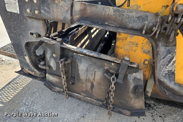 image for item EN2067 Blaw-Knox PF-875 paver