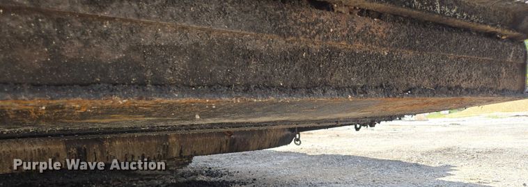 image for item EN2067 Blaw-Knox PF-875 paver