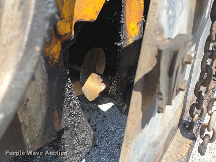 image for item EN2067 Blaw-Knox PF-875 paver