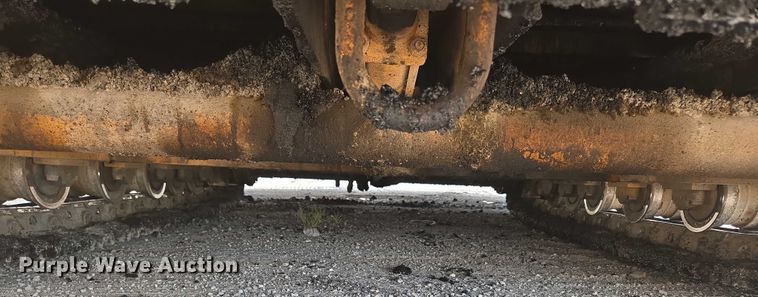 image for item EN2067 Blaw-Knox PF-875 paver