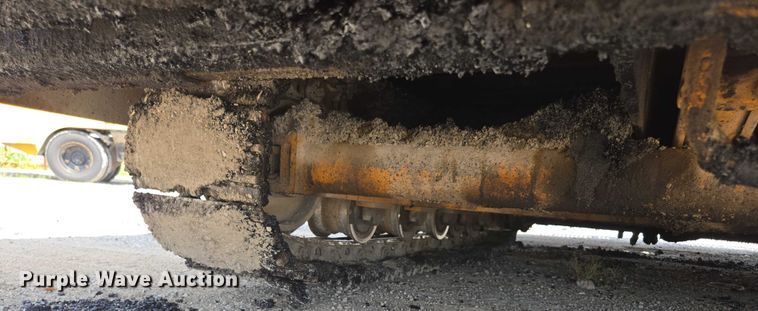 image for item EN2067 Blaw-Knox PF-875 paver