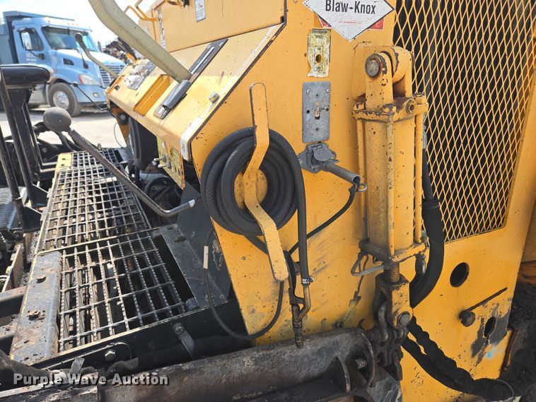 image for item EN2067 Blaw-Knox PF-875 paver