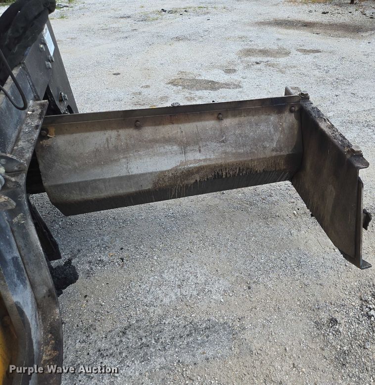 image for item EN2067 Blaw-Knox PF-875 paver