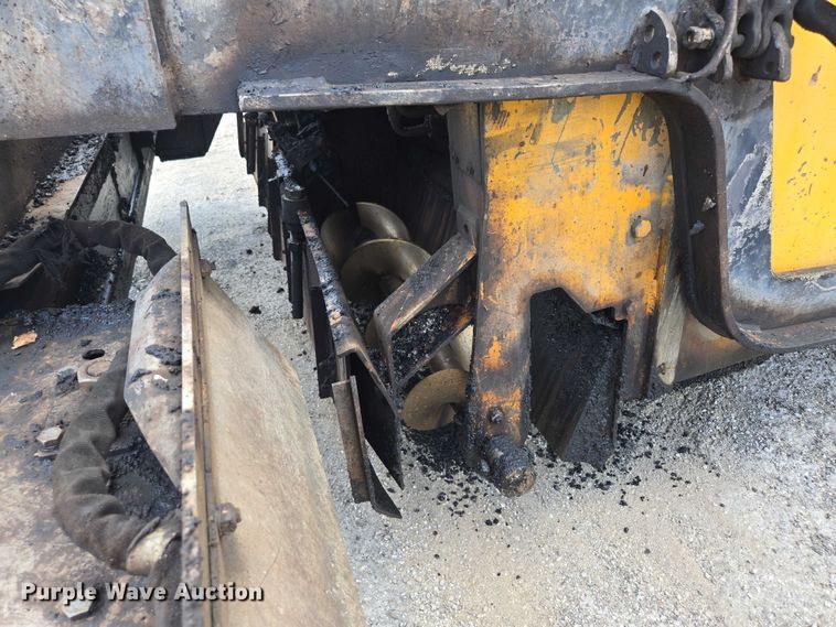 image for item EN2067 Blaw-Knox PF-875 paver