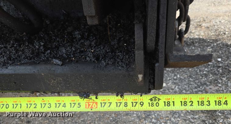 image for item EN2067 Blaw-Knox PF-875 paver