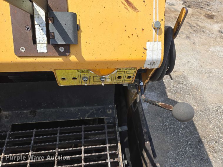 image for item EN2067 Blaw-Knox PF-875 paver