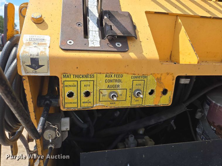 image for item EN2067 Blaw-Knox PF-875 paver