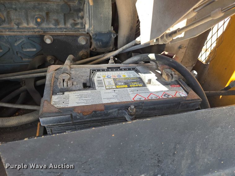 image for item EN2067 Blaw-Knox PF-875 paver