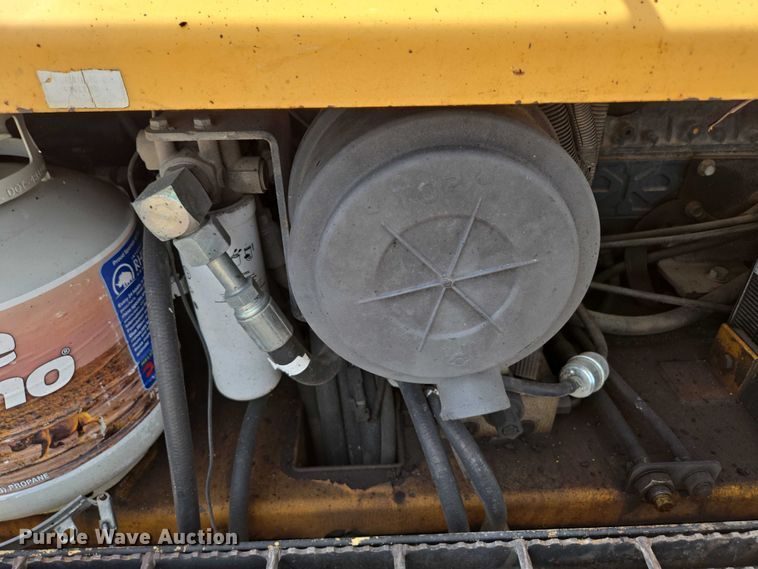 image for item EN2067 Blaw-Knox PF-875 paver