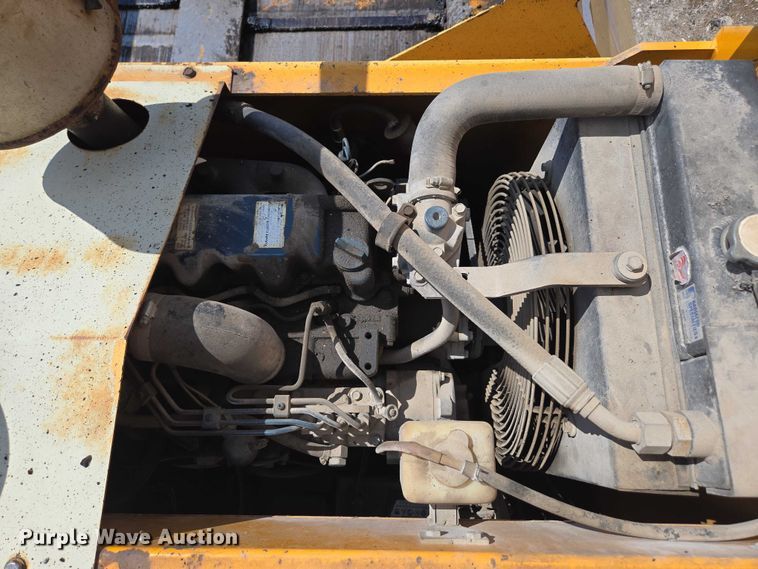 image for item EN2067 Blaw-Knox PF-875 paver