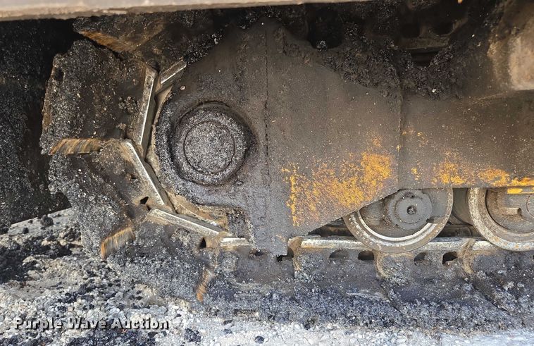 image for item EN2067 Blaw-Knox PF-875 paver