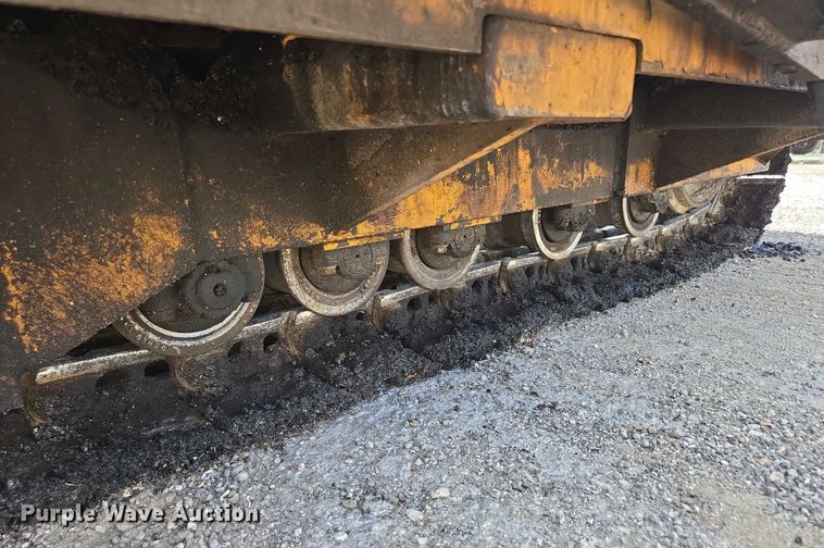 image for item EN2067 Blaw-Knox PF-875 paver